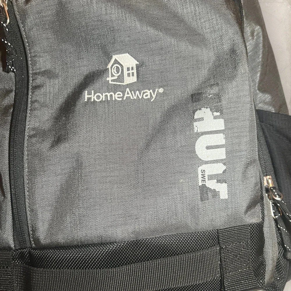 Thule Leed's Branded‎ Backpack Gray HomeAway Logo Padded Laptop Sleeve Tech Bag